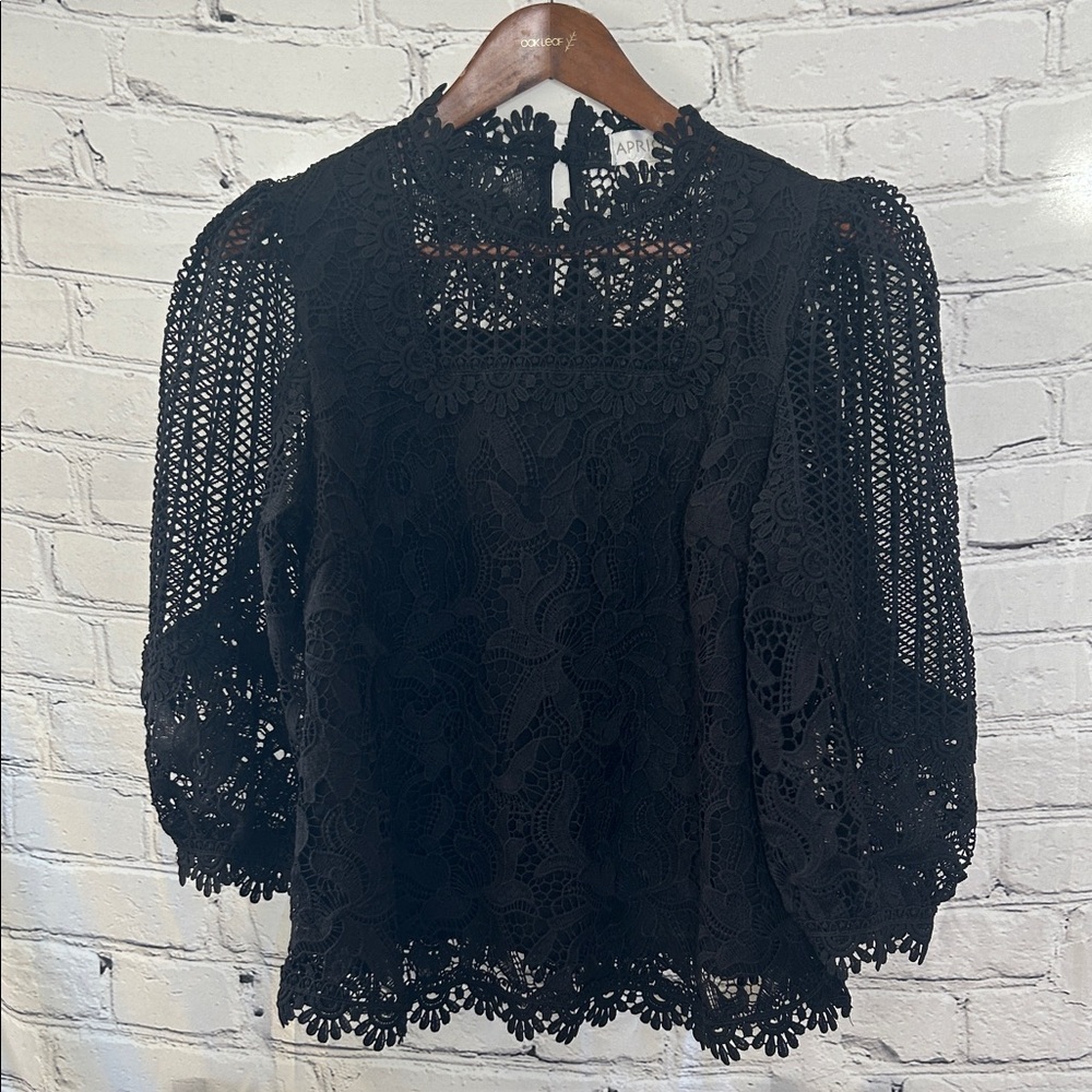 Apricot Black 3/4 Sleeve Lace Top Size Small Excellent Condition